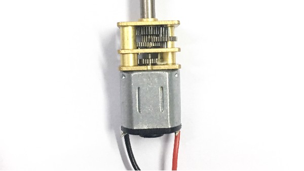 立式传动齿轮减速机微电机传动齿轮减速机。